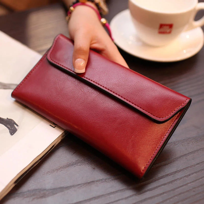 Elegant Leather Ladies Clutch Bag